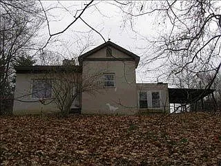 8620 Highland Rd photo 1