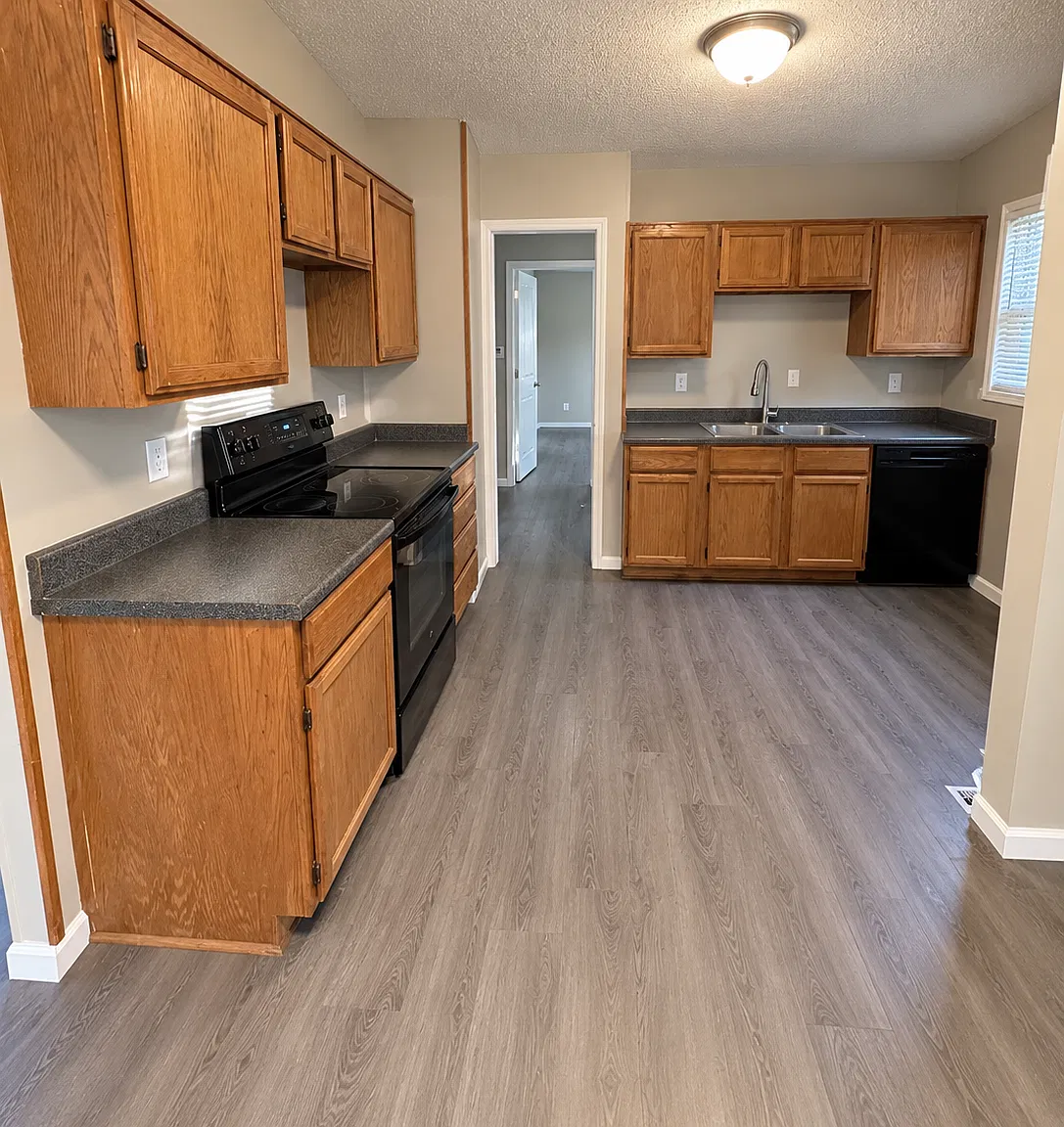 3 bed, 1536 sqft, $1,295 — Photo 3