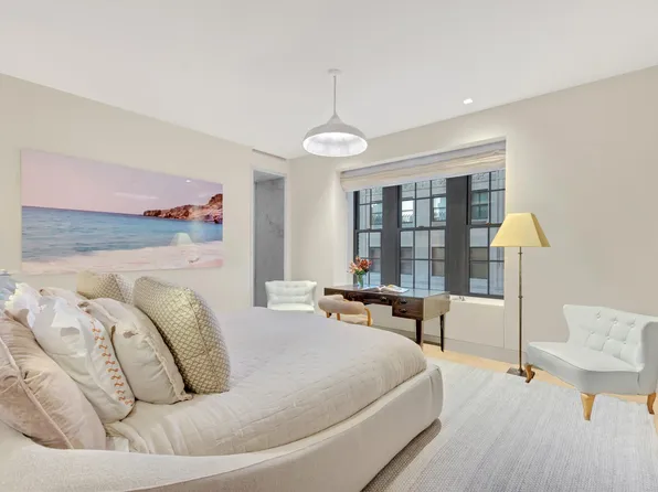 730 Park Avenue image 21 of 24