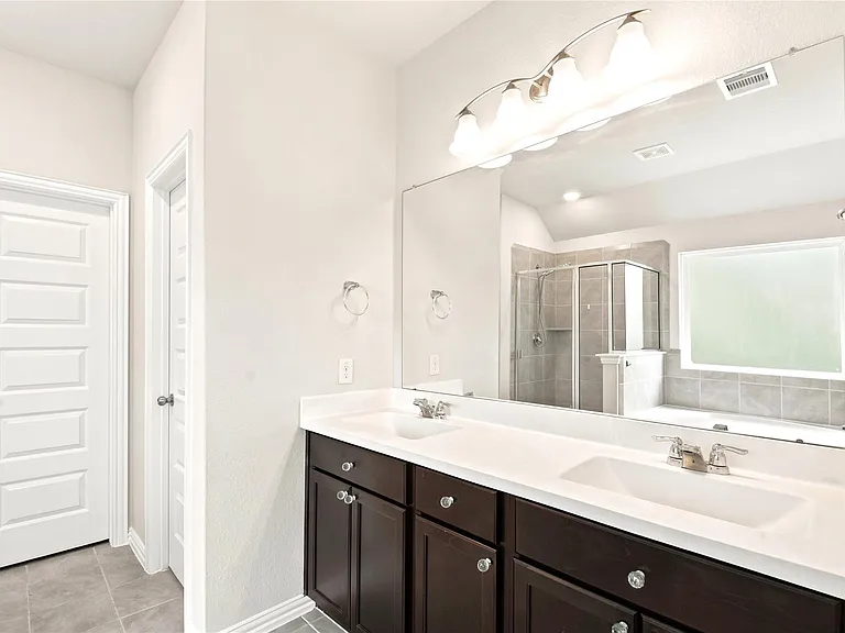 1202 Vilamoura Ct — Photo 27