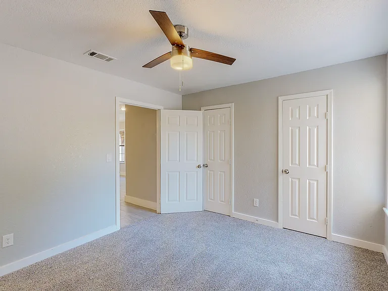 7610 S State Highway 34 — Photo 12