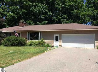 5776 Lillian Ln, Traverse City, MI 49685