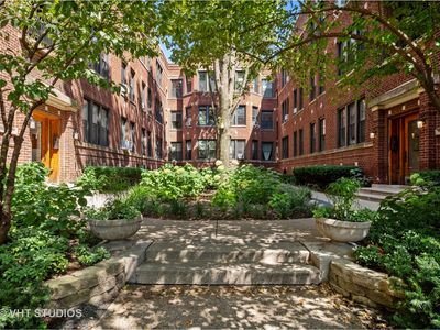 2110 W Montrose Ave APT 3S, Chicago, IL, 60618