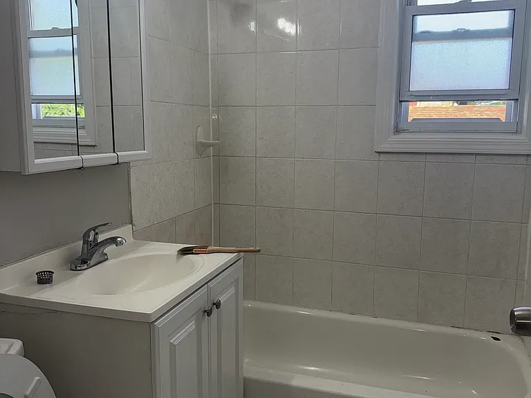 5813 W 35th St #7 — Photo 11
