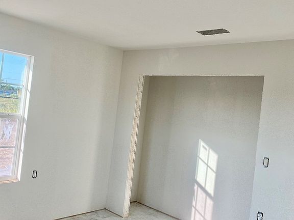 5th image of 5330 N Long Ave