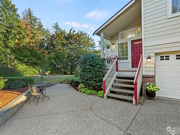 5th image of 4212 33rd Street Ct NW