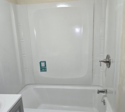 4th image of 33 Merrick St #1
