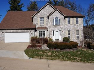 152 Candlewyck Dr, Hurricane, WV 25526