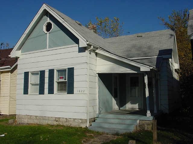 1st image of 1822 W Howard St