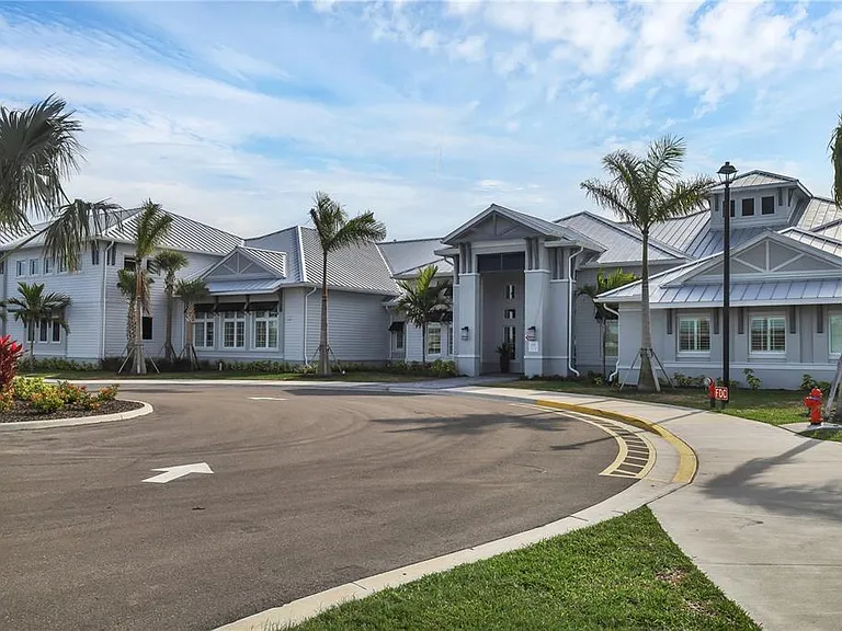 15716 Barefoot Beach Dr — Photo 35