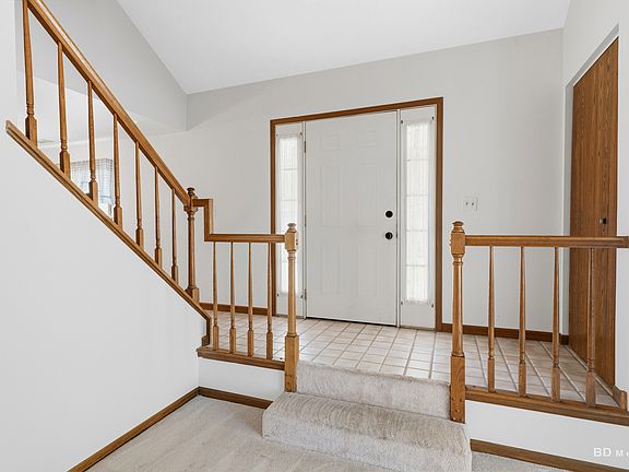 4th image of 2S726 Timber Dr