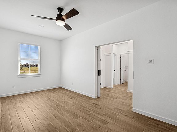 4th image of 12826 Old Fashion Cir