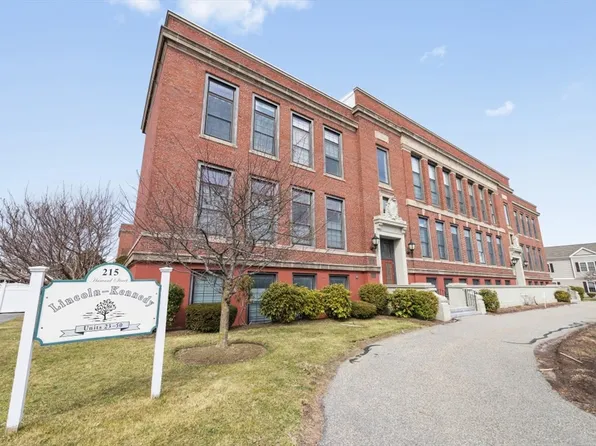 215 Harvard St #24, Medford, MA 02155