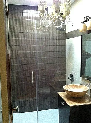 Rented by M & J Tenaglia Realty Corp | media 9