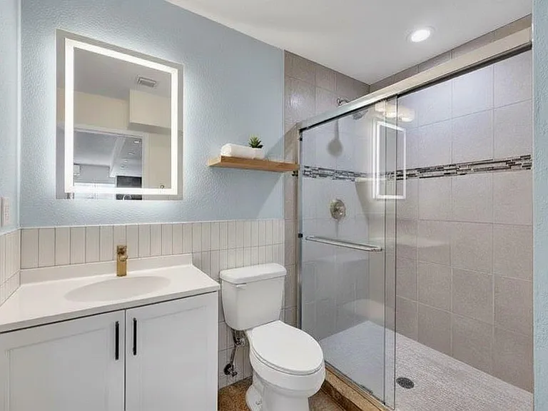 1480 SW 66th Ter — Photo 48