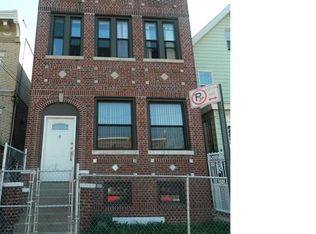 906 E 216th St, Bronx, NY 10469