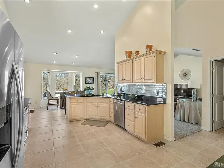 42 Patton Dr — Photo 11