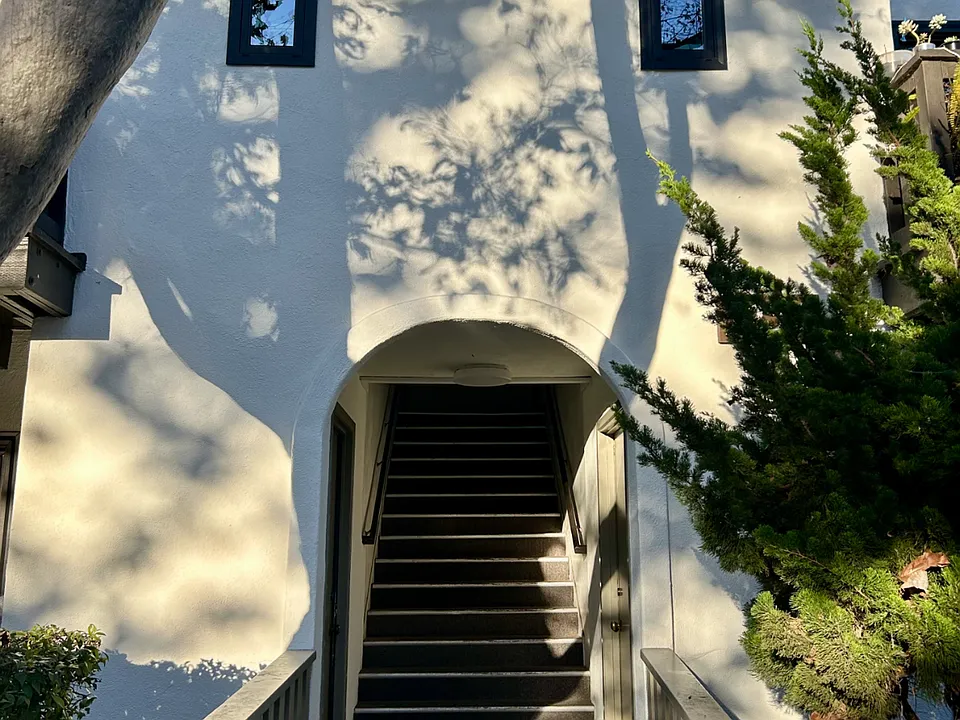 529 W. Victoria - 1236 San Pascual