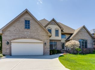 2859 N Southern Hills Dr, Wadsworth, IL 60083