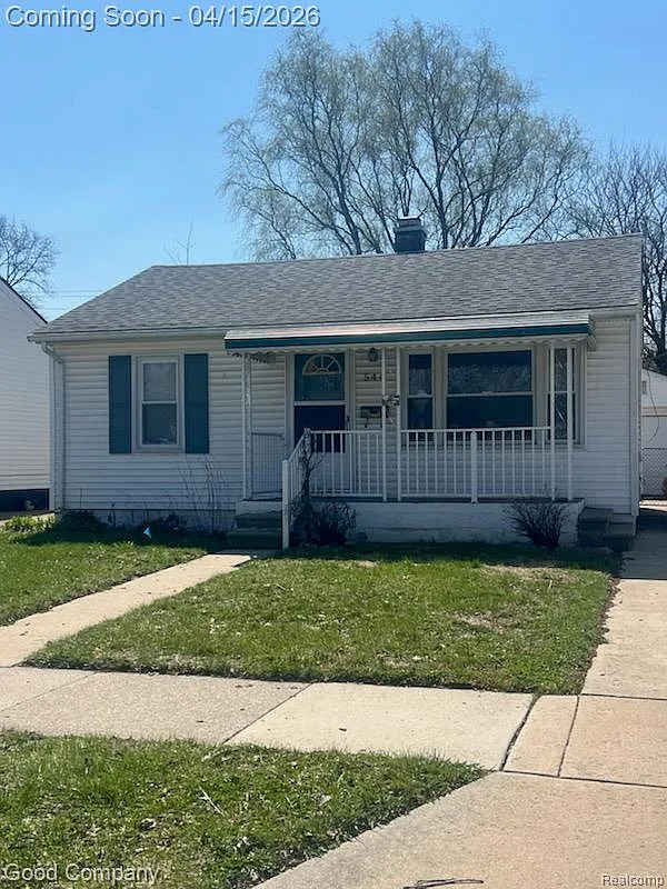544 E Dallas Ave photo 1