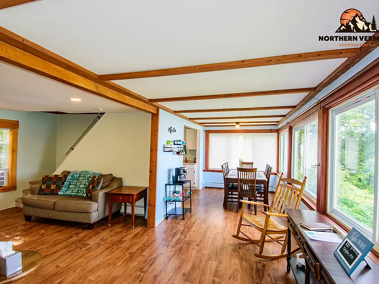 510 Farrant St — Photo 8
