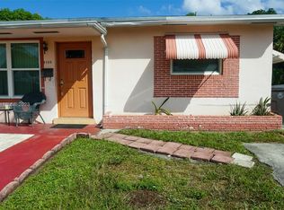 4130 NW 39th Ave, Lauderdale Lakes, FL 33309