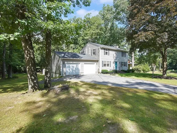 56 Laurel Rd, Wilbraham, MA 01095