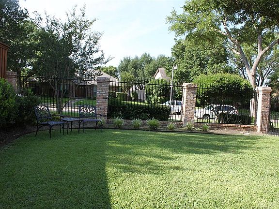 5th image of 1709 Cathedral Dr