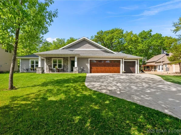 1161 Kays Point Rd, Lake Ozark, MO 65049