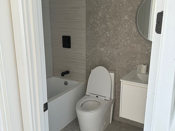 5th image of 375 Knickerbocker Ave #3L