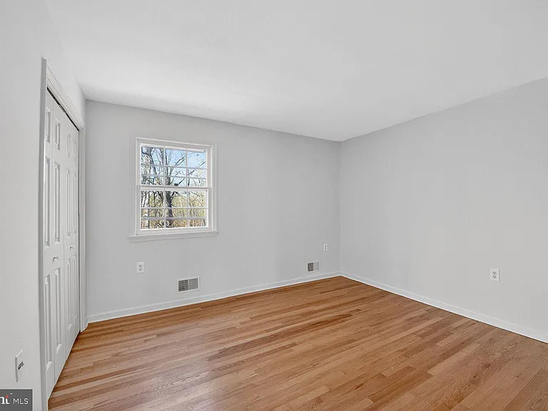 21733 Oatlands Rd — Photo 20