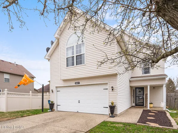 6822 Woodhaven Place Dr, Louisville, KY 40228