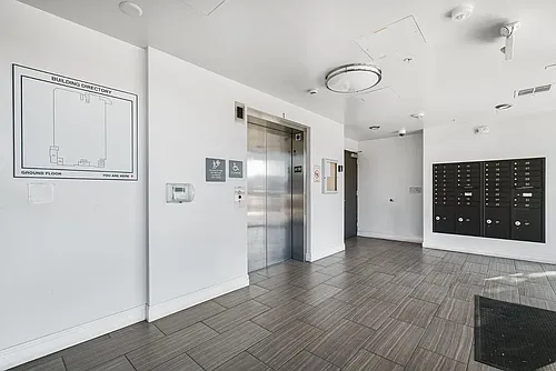 2585 El Camino Real #419 Photo 1