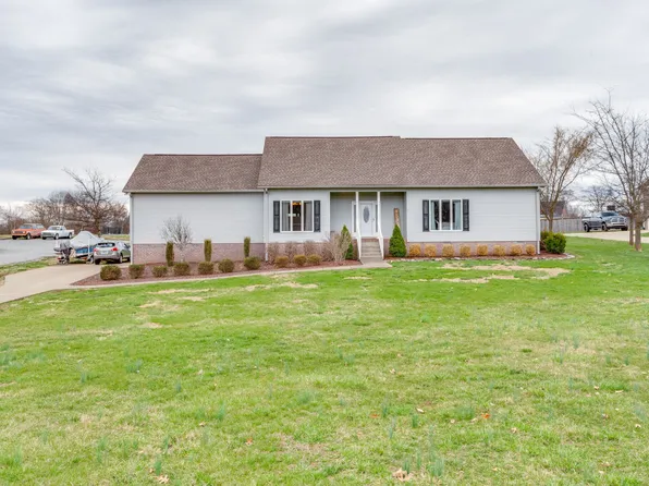 784 Greenfield Ln, Castalian Springs, TN 37031