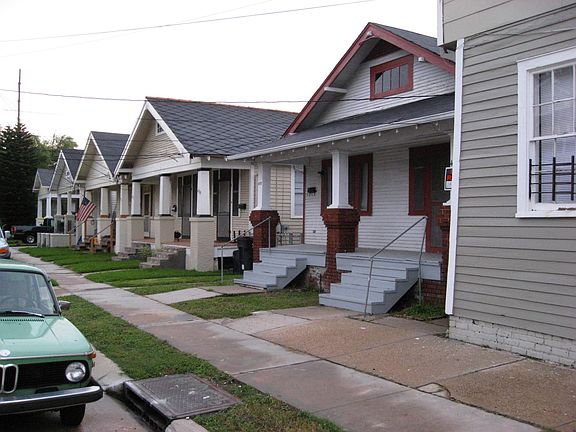 3rd image of 4707 Palmyra St