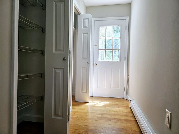 5th image of 35 Grove St