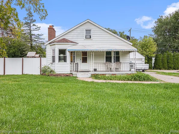 4011 Hannan Rd, Wayne, MI 48184