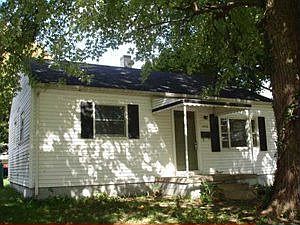1st image of 1252 Plum St