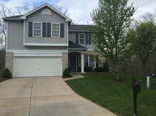 3 Upper Bluffs View Ct, Eureka, MO 63025