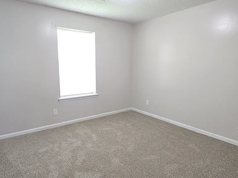 87 Sycamore Cir — Photo 7