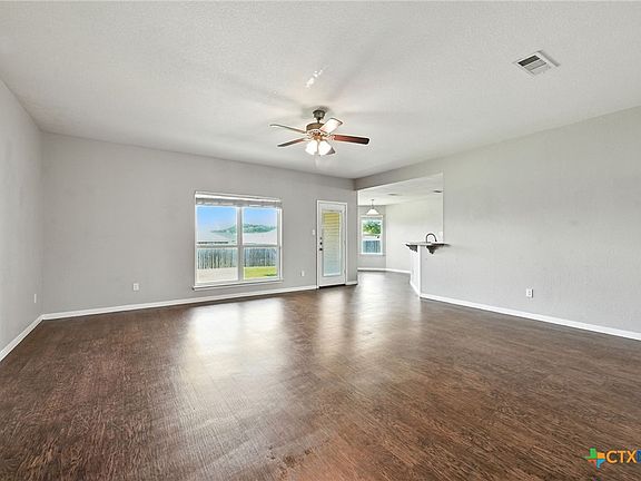 5th image of 3201 Briscoe Dr