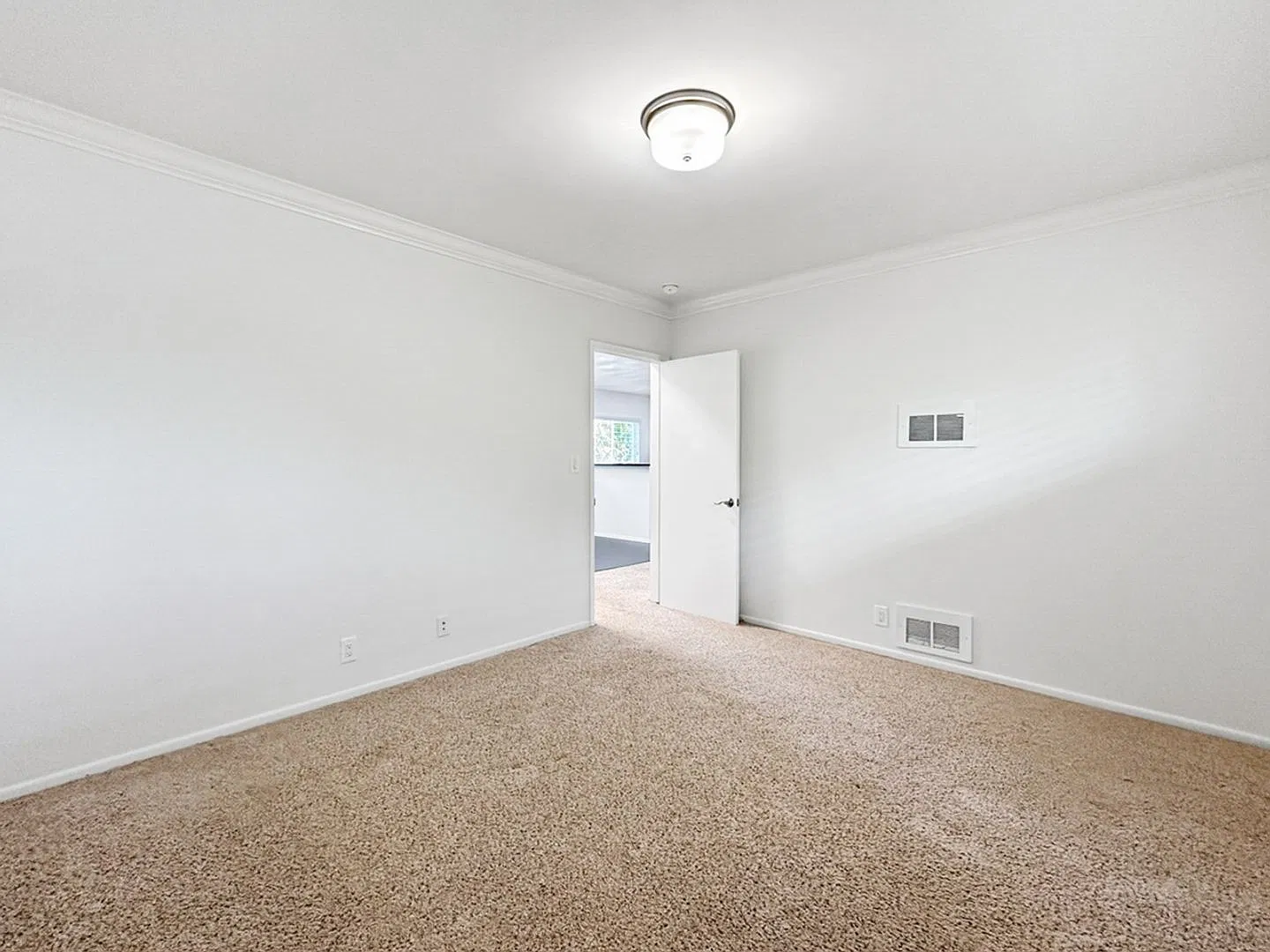 1505-1507 Harvard St. — Photo 3