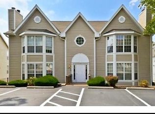 1508 Whispering Creek Dr UNIT 1508-C, Ballwin, MO