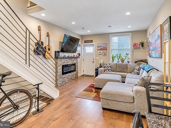 4th image of 2813 Tulip St