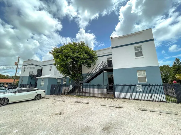 36 NE 65th St, Miami, FL 33138