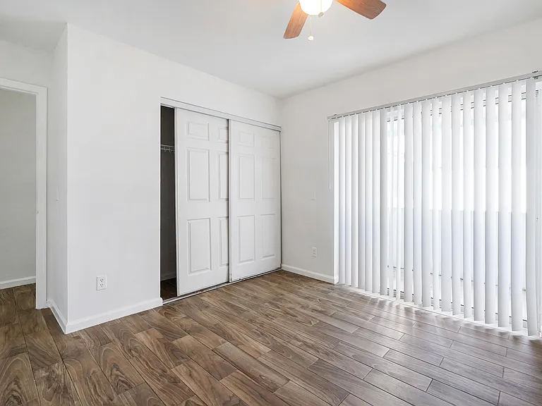5070 Elmhurst Rd #F — Photo 11
