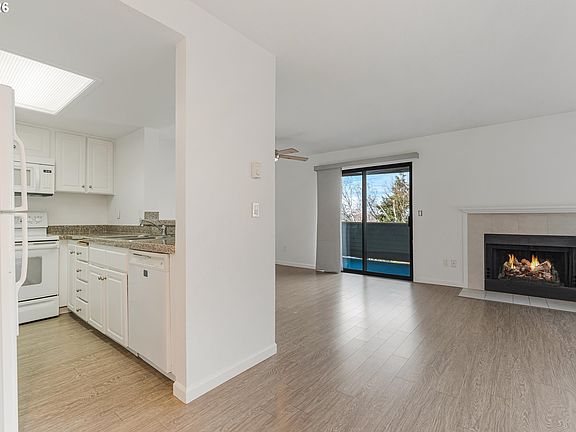 2nd image of 10168 SE Talbert St