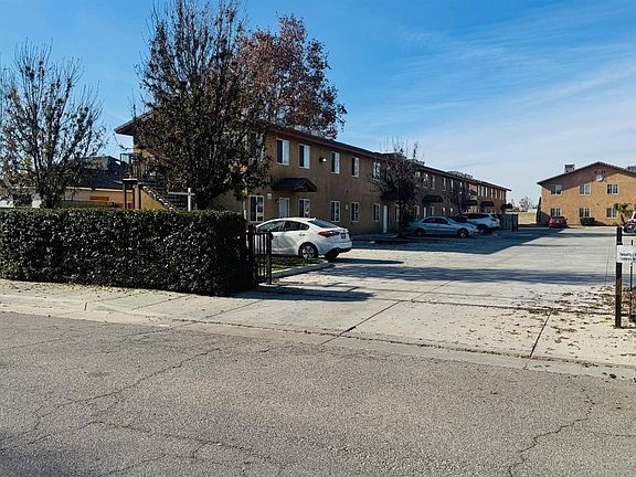 5th image of 117 N St APT 17