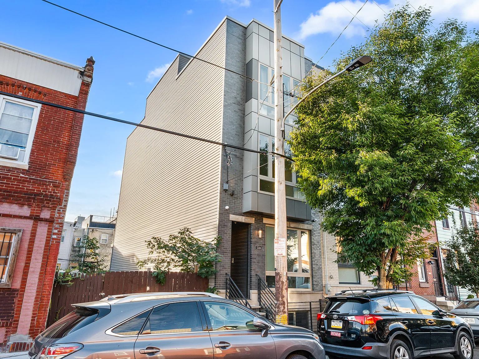 3 bed, 1800 sqft, $3,000 — Photo 2