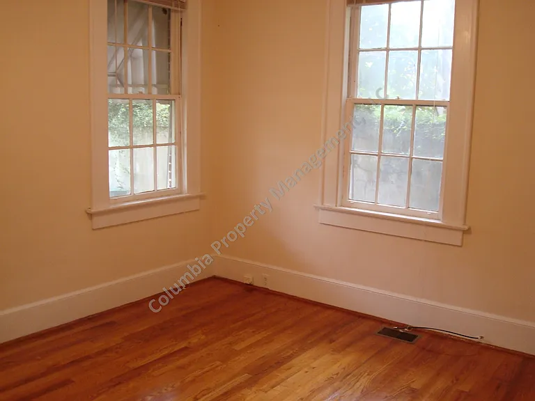 201 King St #4 — Photo 4
